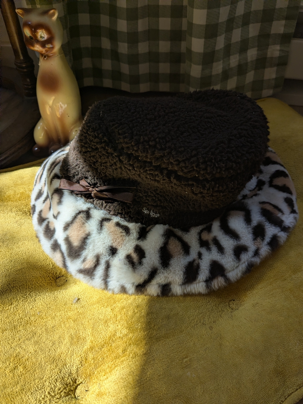 Sprigs Reversible Bucket Hat